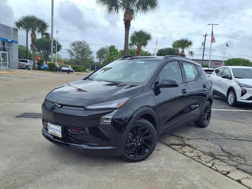 Mosaic Black Metallic 2027 Chevrolet Bolt RS