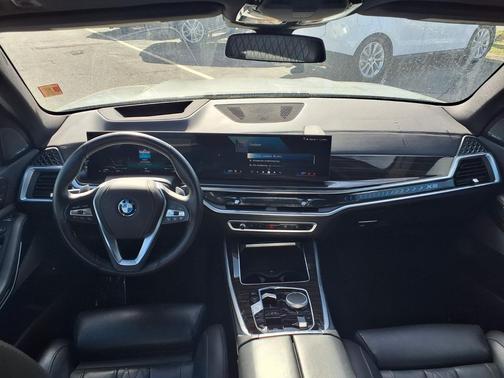 Silver 2025 BMW X5 PHEV xDrive50e