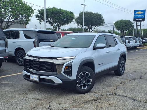 Polar White Tricoat 2026 Chevrolet Equinox FWD ACTIV