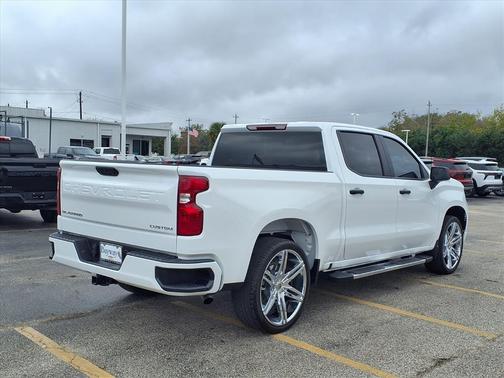 2025 Chevrolet Silverado 1500 Custom