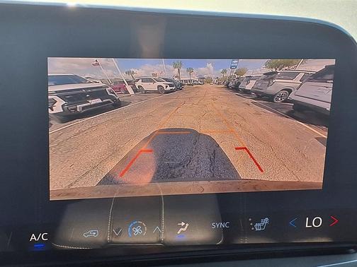 Mosaic Black Metallic 2026 Chevrolet Traverse LT