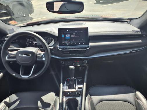 Red Hot Pearlcoat 2025 Jeep Compass Trailhawk