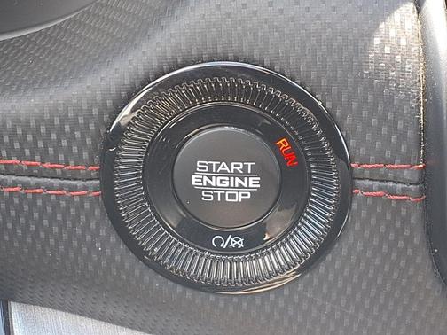 Red Hot Pearlcoat 2025 Jeep Compass Trailhawk