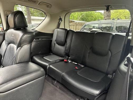 2013 INFINITI QX56 Base