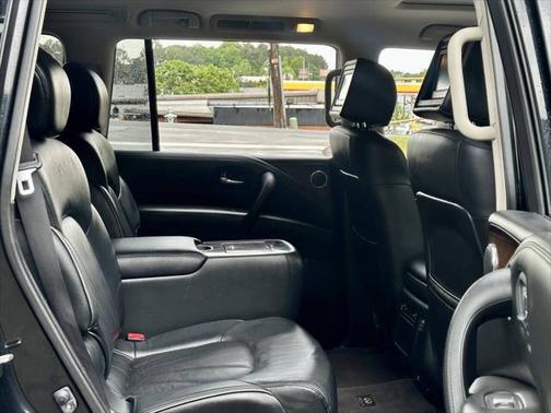 2013 INFINITI QX56 Base