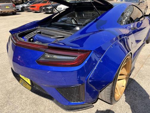 Nouvelle Blue Pearl 2018 Acura NSX Base