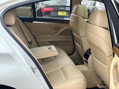 2011 BMW 550 i