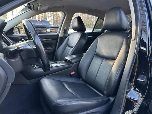 2018 INFINITI Q50 Base