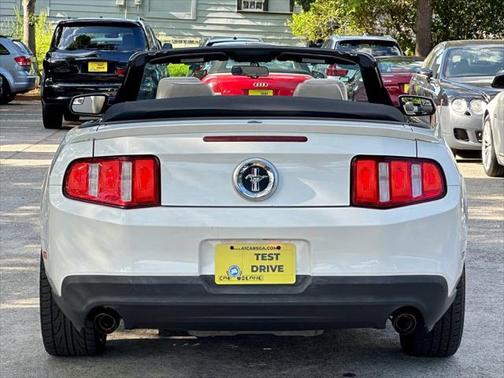 2012 Ford Mustang V6 Premium