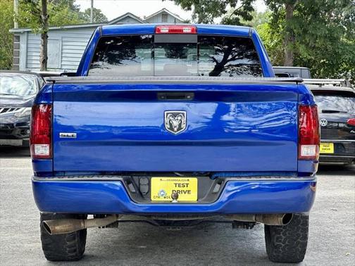 2018 RAM 1500 SLT