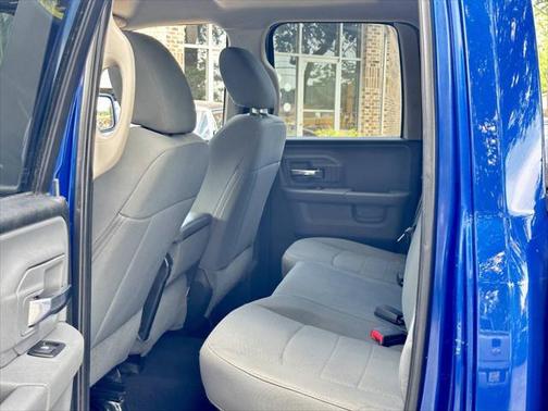 2018 RAM 1500 SLT