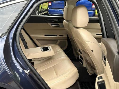2016 Jaguar XF 35t Prestige