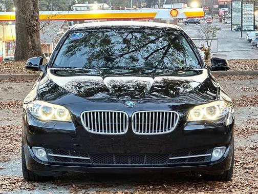2011 BMW 550 i xDrive