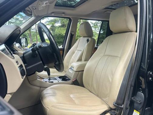 2013 Land Rover LR4 Base