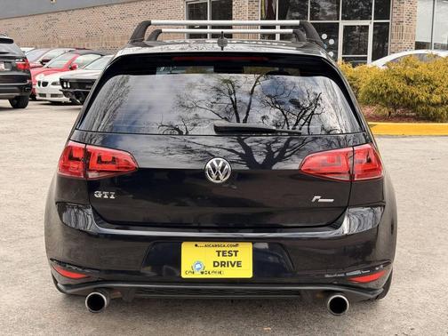 2015 Volkswagen Golf GTI 2.0T S 4-Door