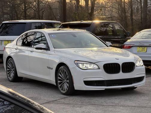 2013 BMW 750 i