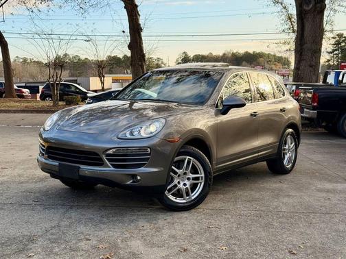 2013 Porsche Cayenne Cayenne