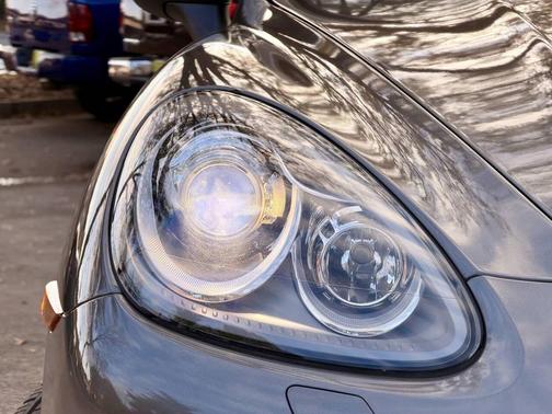 2013 Porsche Cayenne Cayenne