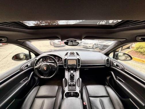 2013 Porsche Cayenne Cayenne