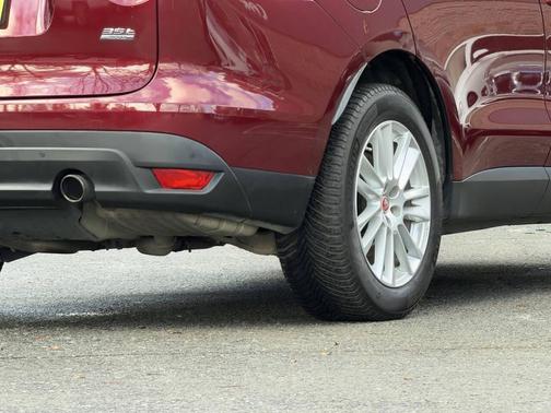 2017 Jaguar F-PACE 35t Prestige