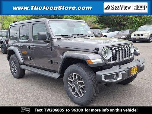 Granite Crystal Metallic Clearcoat 2026 Jeep Wrangler 4-Door Sahara 4x4