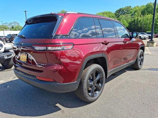 2025 Jeep Grand Cherokee Limited X