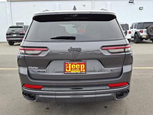 2023 Jeep Grand Cherokee L Summit Reserve