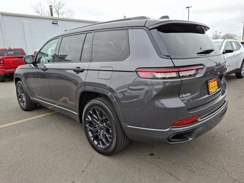 2023 Jeep Grand Cherokee L Summit Reserve