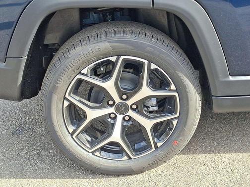 Fathom Blue Pearl Coat 2026 Jeep Compass Limited