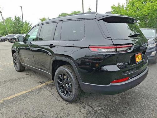 2025 Jeep Grand Cherokee L Altitude