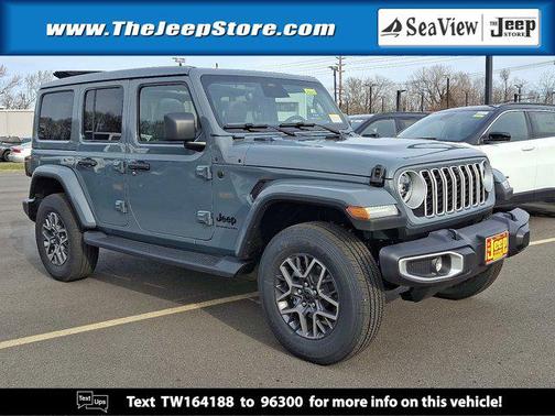 2026 Jeep Wrangler 4-Door Sahara 4x4