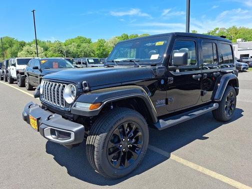 2025 Jeep Wrangler 4xe Sahara