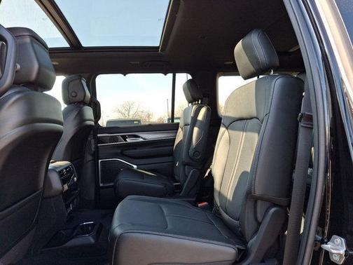 2025 Jeep Wagoneer Series II 4x4