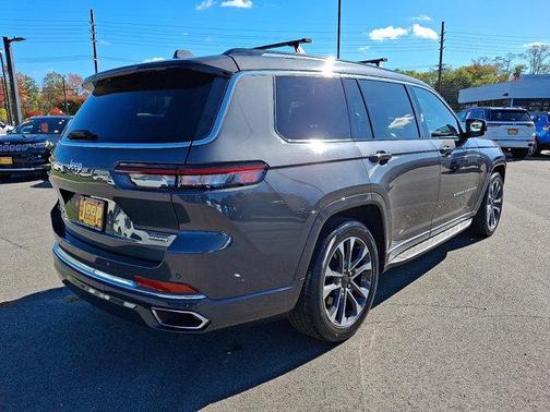 2022 Jeep Grand Cherokee L Overland