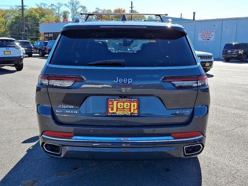 2022 Jeep Grand Cherokee L Overland