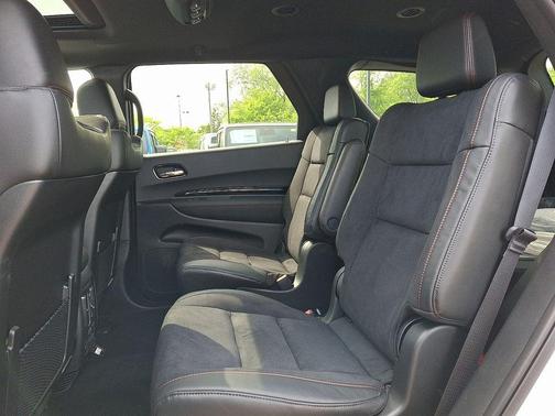 DB Black Clearcoat 2026 Dodge Durango GT Plus