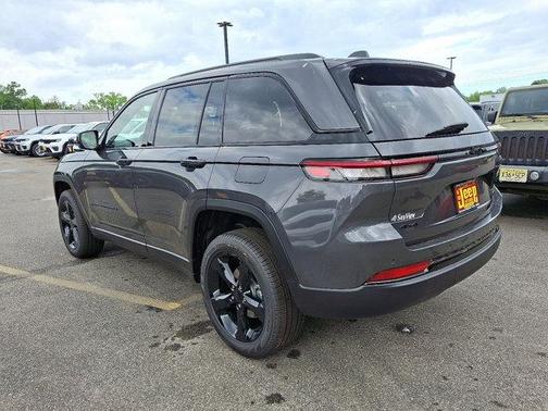 2025 Jeep Grand Cherokee Limited X