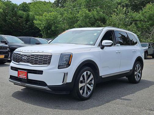 Glacial White Pearl 2021 Kia Telluride S