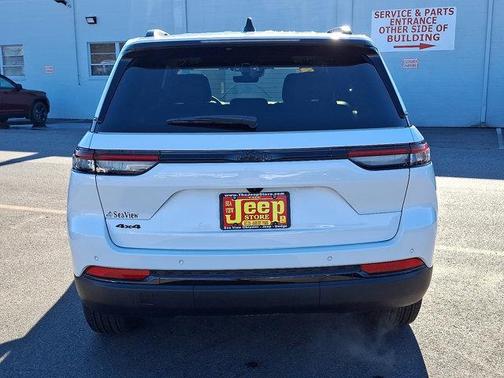 2025 Jeep Grand Cherokee Altitude