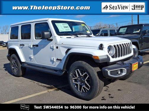 2025 Jeep Wrangler 4-Door Sahara 4x4