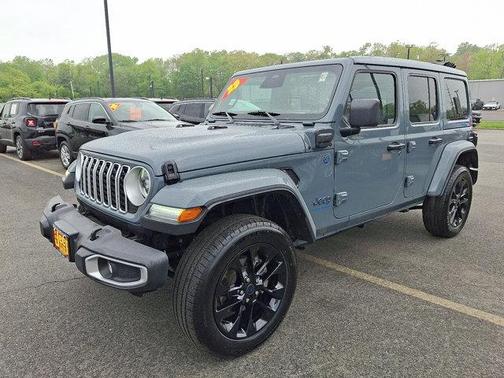 Anvil Clearcoat 2025 Jeep Wrangler 4xe Sahara