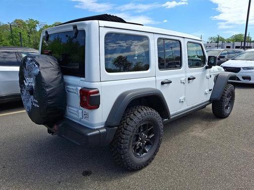 Bright White Clearcoat 2026 Jeep Wrangler Willys