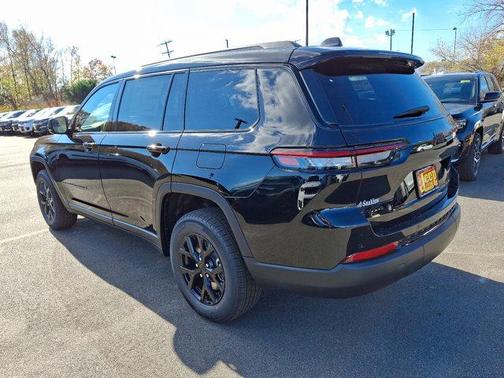 2025 Jeep Grand Cherokee L Altitude