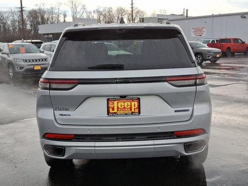 2023 Jeep Grand Cherokee 4xe 30th Anniversary
