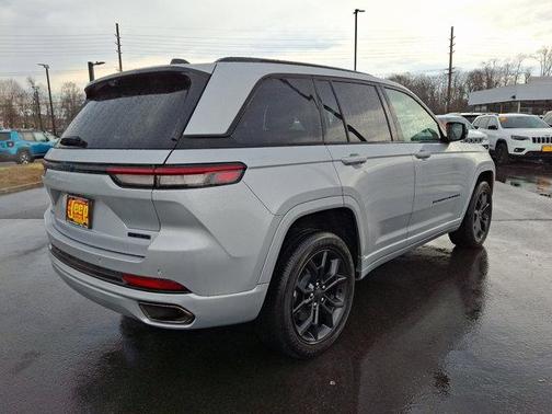 2023 Jeep Grand Cherokee 4xe 30th Anniversary