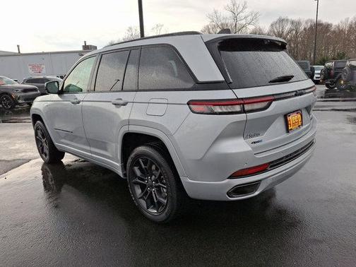 2023 Jeep Grand Cherokee 4xe 30th Anniversary