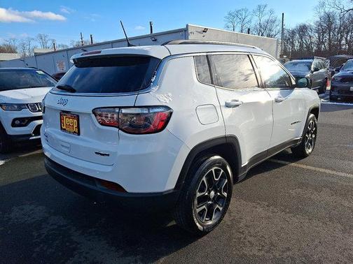2022 Jeep Compass Latitude