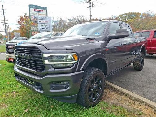 2020 RAM 2500 Laramie Crew Cab 4X4 6'4' Box