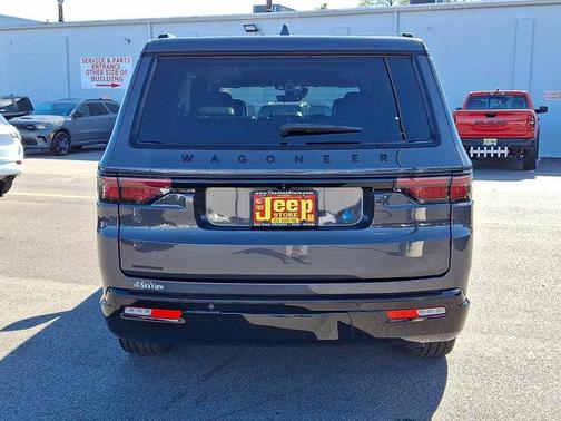 2023 Jeep Wagoneer Series II Carbide 4x4