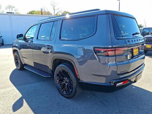 2023 Jeep Wagoneer Series II Carbide 4x4